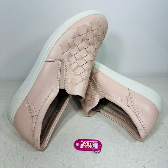 ECCO SOFT 7 WOVEN SLIP ON DROID SOFT 7 LEATHER SLIP-ON WOMEN SNEAKER $160 Size 7 - Picture 1 of 8